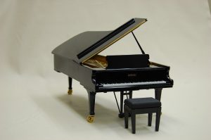 画像6:イタリアのメーカー「ファツィオリ」のピアノの模型
